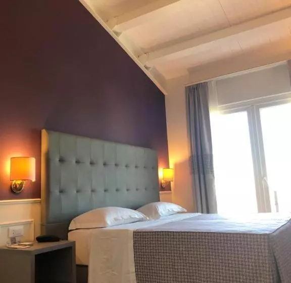 Fotos del hotel Savoia Hotel Regency:  11