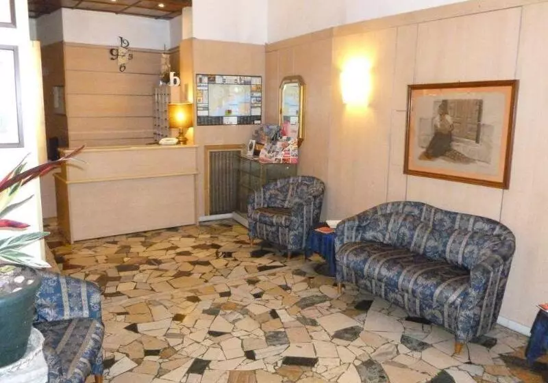 Fotos del hotel Belvedere:  8