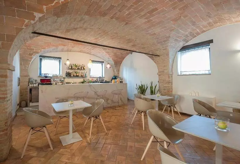 Fotos del hotel Relais Dell'Olmo:  5