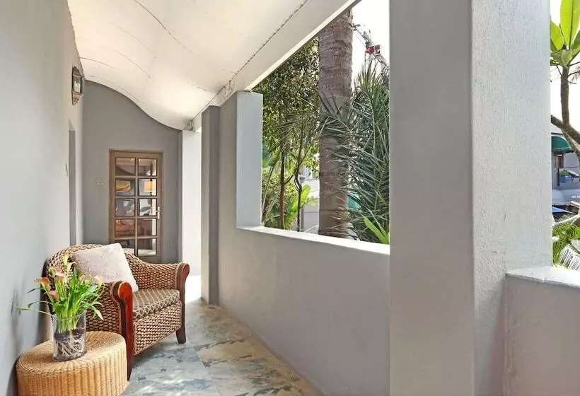 Fotos del hotel 40 Winks Guest House Green Point:  15