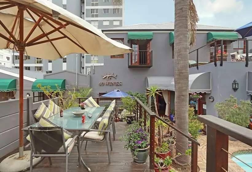 Fotos del hotel 40 Winks Guest House Green Point:  12