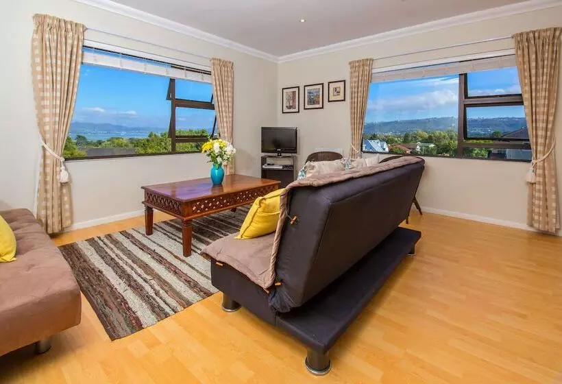 Fotos del hotel Amber Guest Lodge:  15