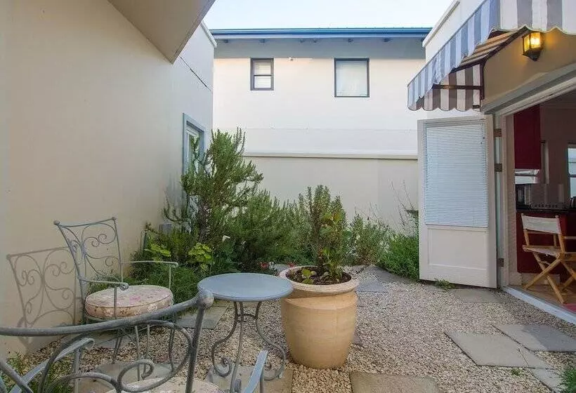 Fotos del hotel Isola Bella Guest House:  20