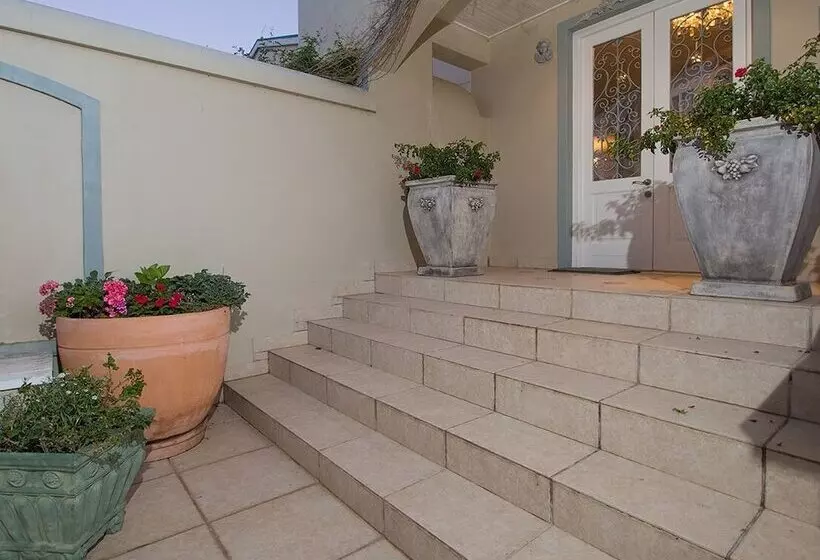 Fotos del hotel Isola Bella Guest House:  2