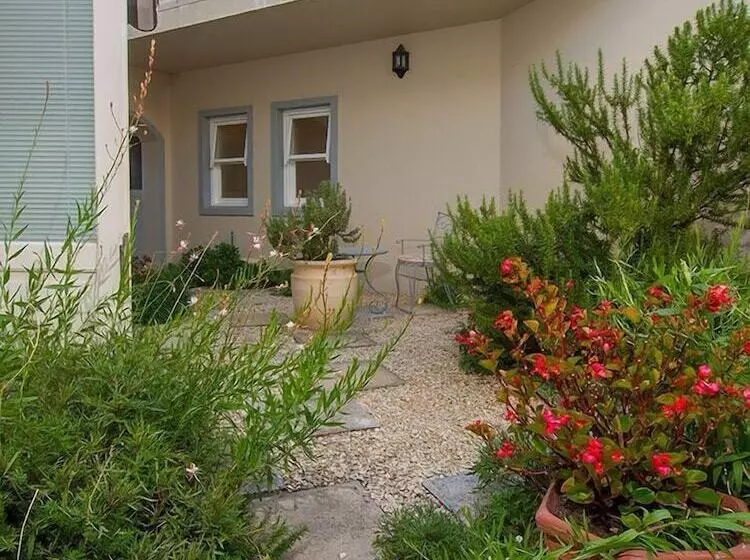 Fotos del hotel Isola Bella Guest House:  7