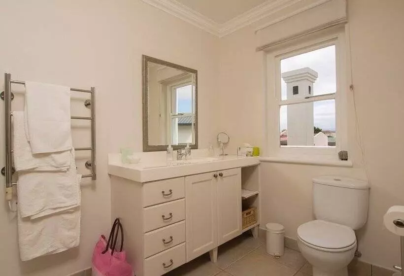 Fotos del hotel Isola Bella Guest House:  3