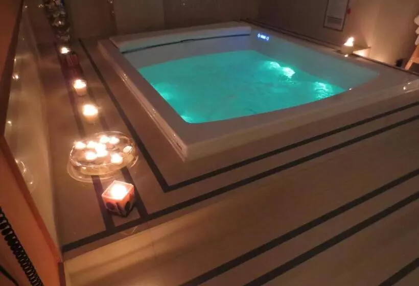 Fotos del hotel Joyfull:  3