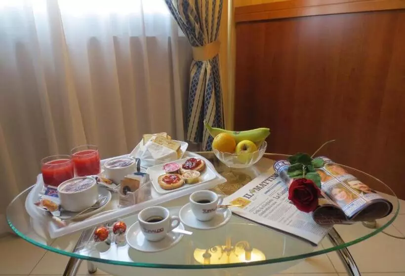 Fotos del hotel Joyfull:  25