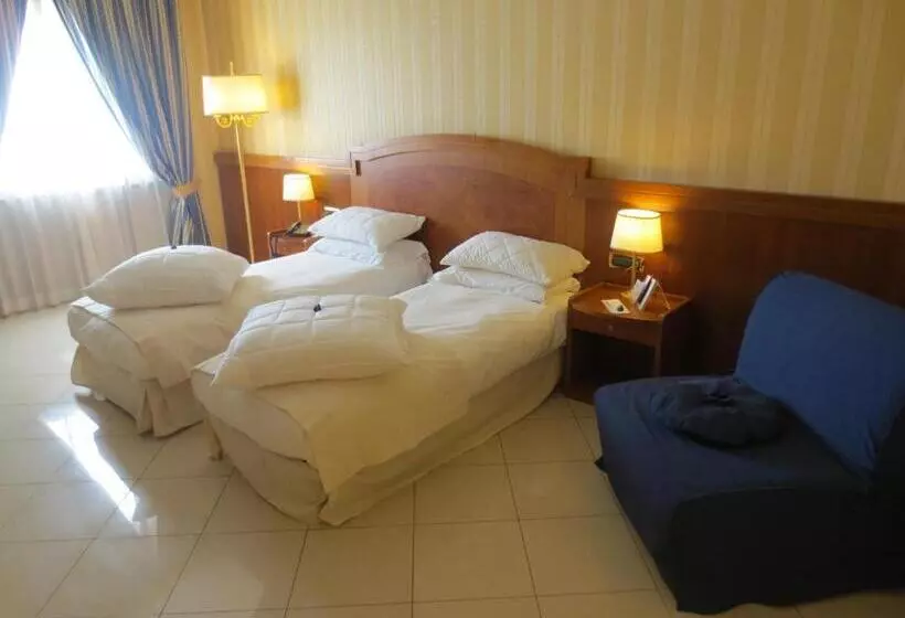 Fotos del hotel Joyfull:  15