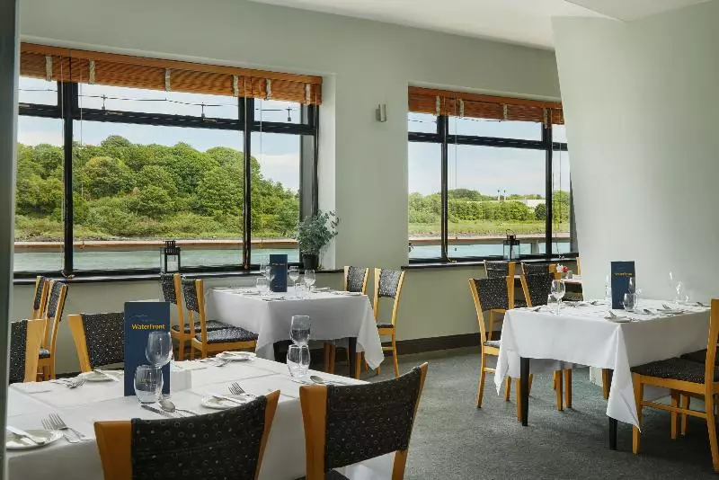 Fotos del hotel Waterford Marina Hotel:  2