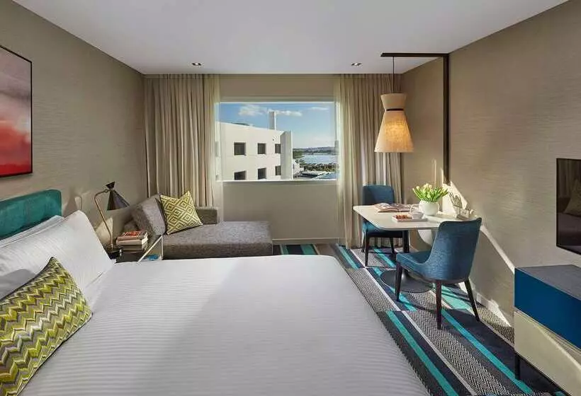 Fotos del hotel Crown Promenade Perth:  2