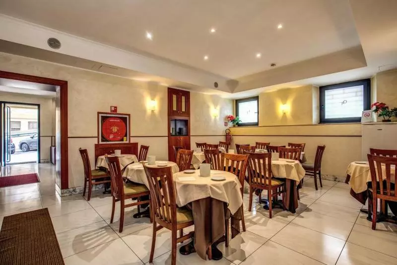 Fotos del hotel Osimar:  12