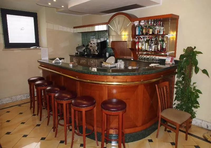 Fotos del hotel Osimar:  5