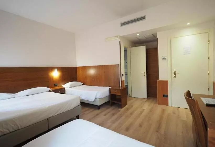 Fotos del hotel Osimar:  21