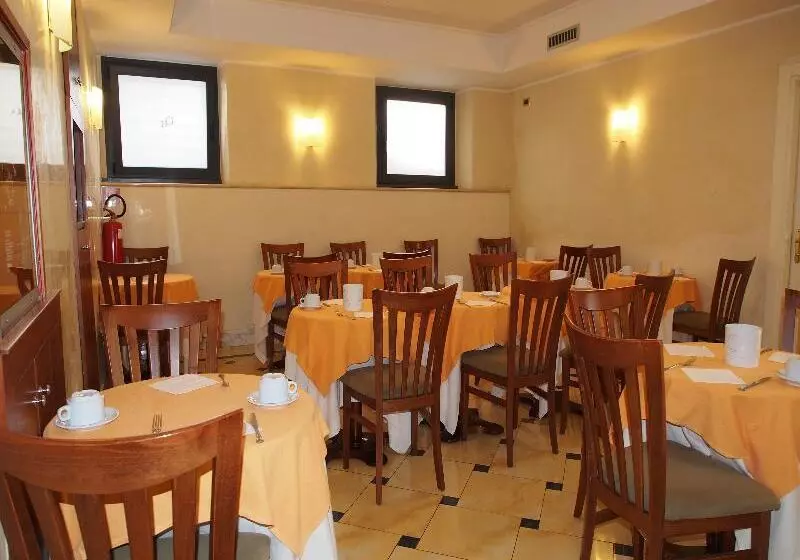 Fotos del hotel Osimar:  8