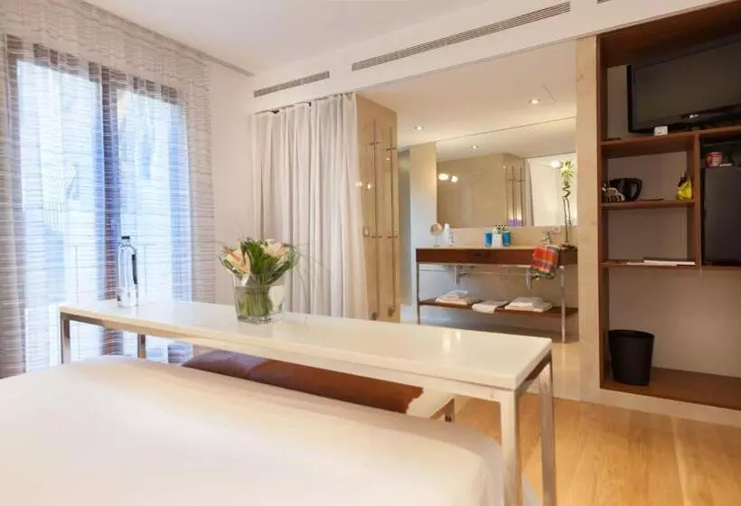 Fotos del hotel Petit Palace Hotel Tres:  22