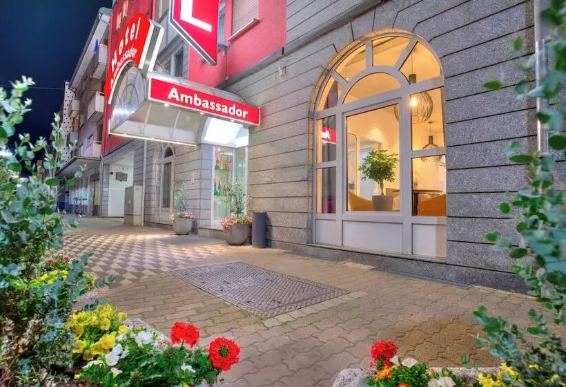 Fotos del hotel Ambassador:  14