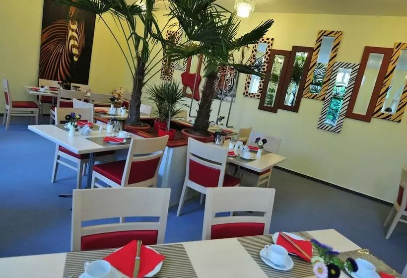 Fotos del hotel Ambassador:  2