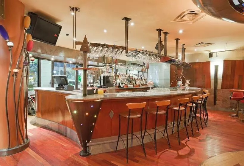 Fotos del hotel Holiday Inn Niagara Falls-by The Falls, An Ihg:  5