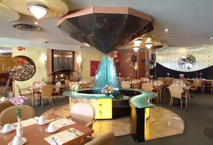 Fotos del hotel Holiday Inn Niagara Falls-by The Falls, An Ihg:  24