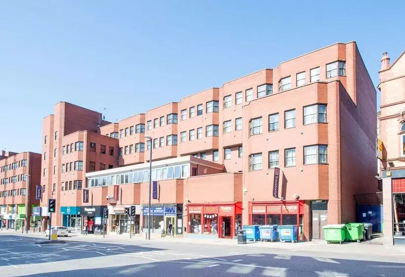 Travelodge Leeds Vicar Lane