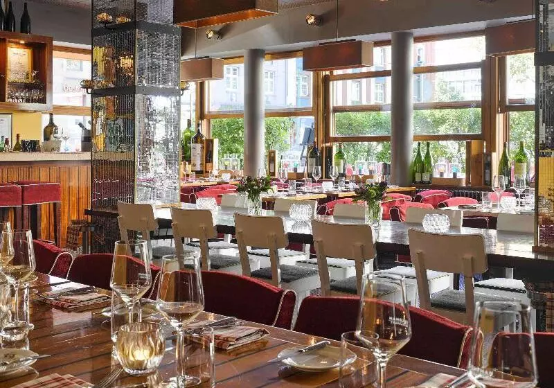 Fotos del hotel 25hours Hotel The Goldman:  22