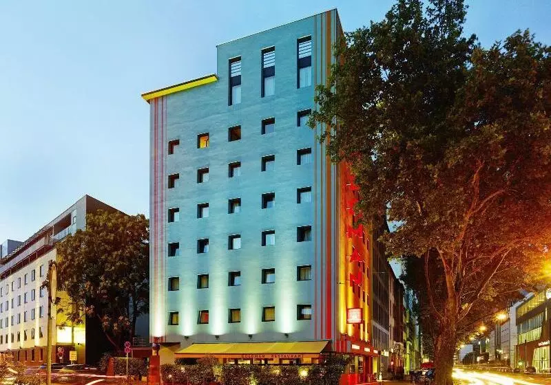 Fotos del hotel 25hours Hotel The Goldman:  8