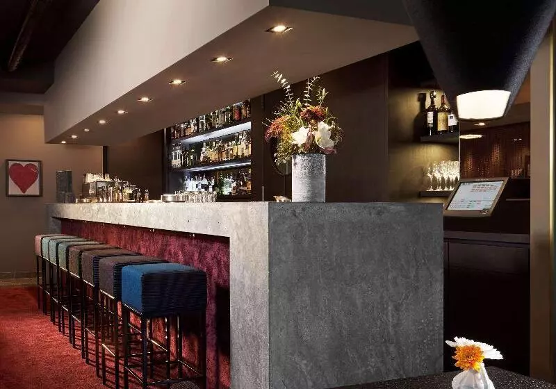 Fotos del hotel 25hours Hotel The Goldman:  11