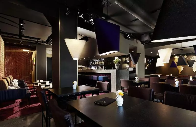 Fotos del hotel 25hours Hotel The Goldman:  19