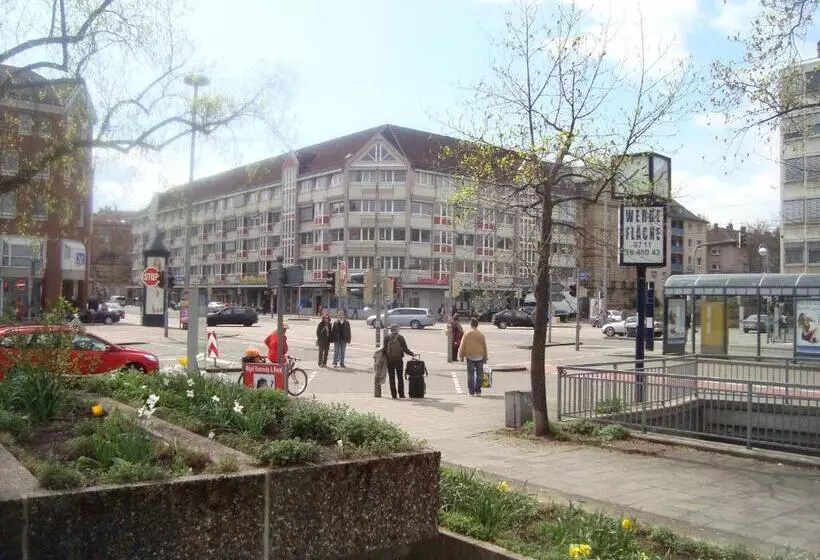 Fotos del hotel Am Karlstor:  5