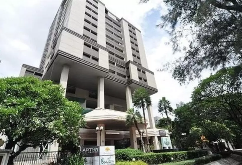 Bliston Suwan Park View  Sha Plus