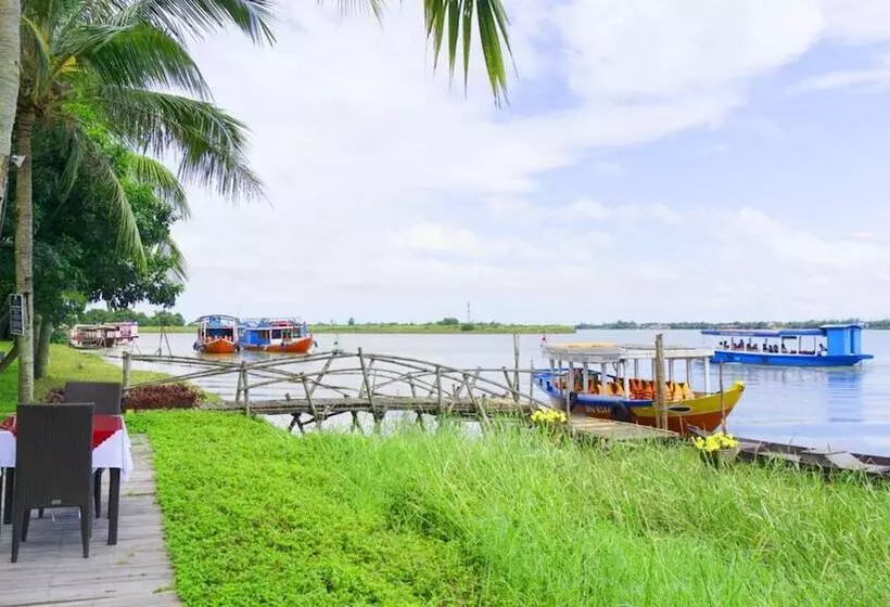 Fotos del hotel Vinh Hung Riverside Resort & Spa:  11