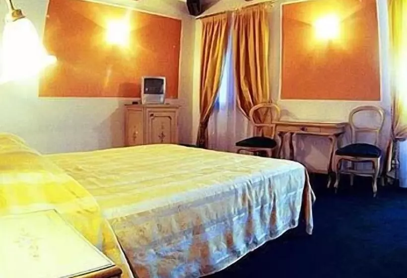 Fotos del hotel Alla Corte Rossa:  8