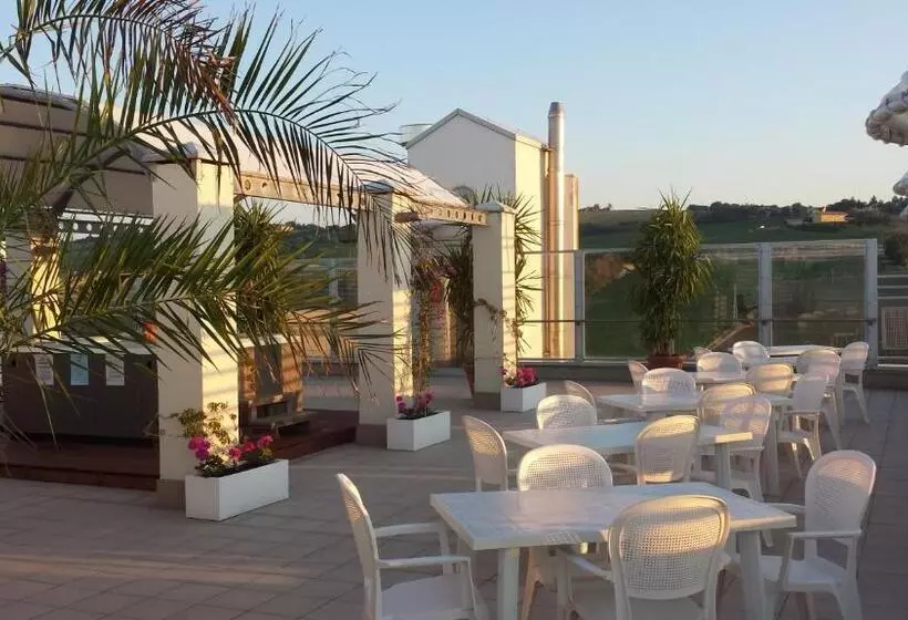 Fotos del hotel Nuovo Diana:  16