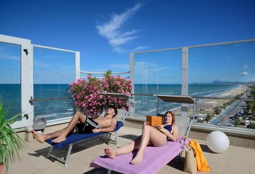 Fotos del hotel Nuovo Diana:  25