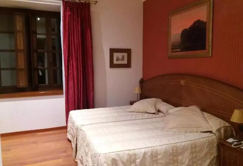 Palacio De La Magdalena