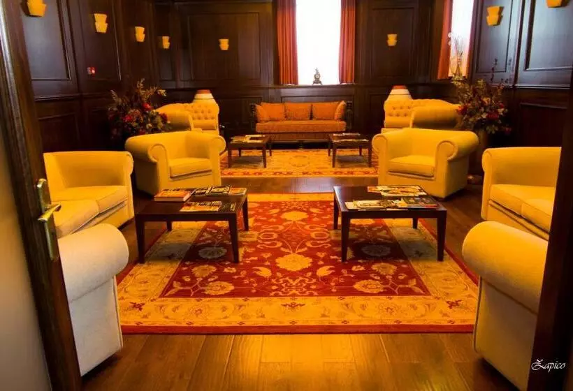 Fotos del hotel Palacio De La Magdalena:  3