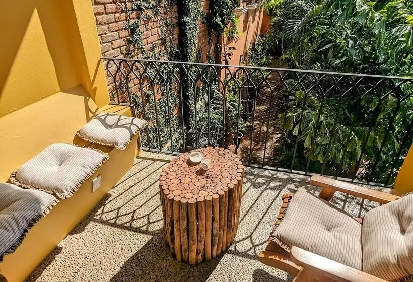 Fotos del hotel Suites La Hacienda:  16