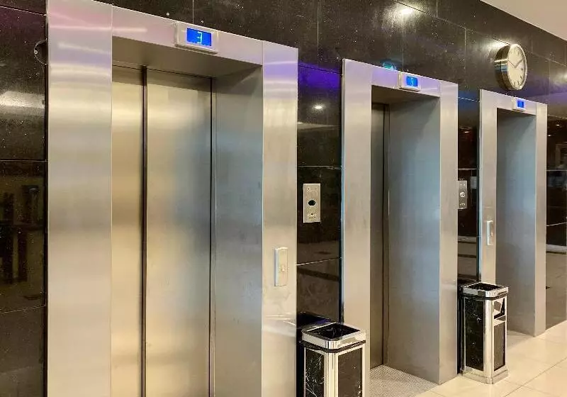 Fotos del hotel Xo Hotels Blue Tower:  10