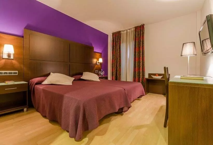 Fotos del hotel Yit Conquista De Granada:  17