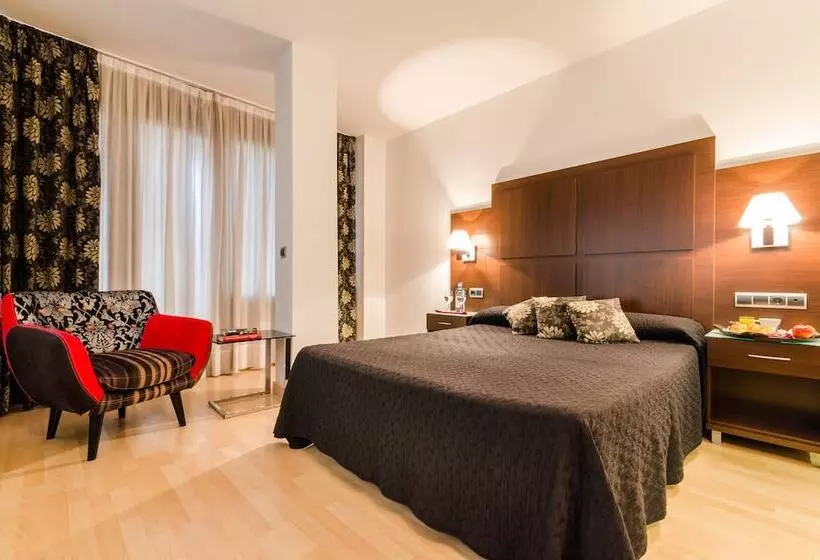 Fotos del hotel Yit Conquista De Granada:  2