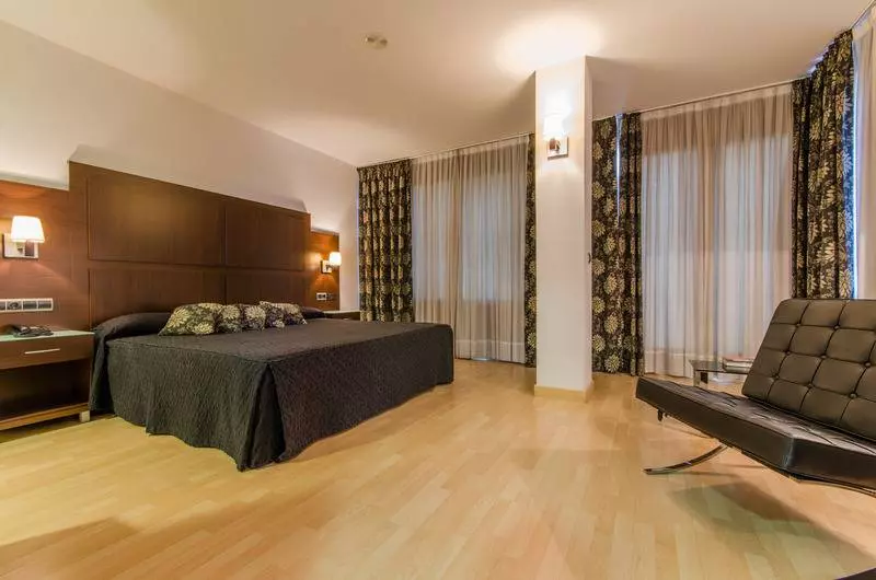 Fotos del hotel Yit Conquista De Granada:  21