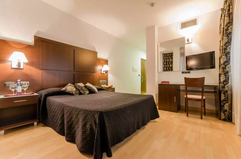 Fotos del hotel Yit Conquista De Granada:  14