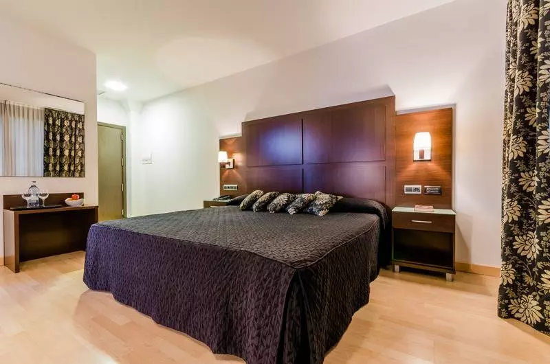 Fotos del hotel Yit Conquista De Granada:  12