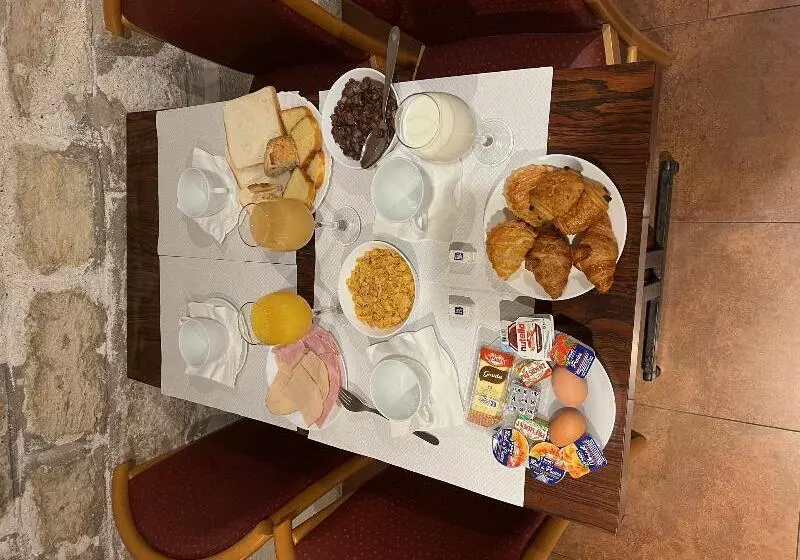 Fotos del hotel 121 Paris:  2