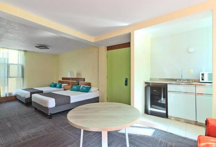 Fotos del hotel Suites Marne:  18