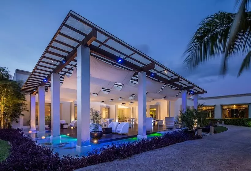 Fotos del hotel BlueBay Grand Esmeralda - All Inclusive:  7