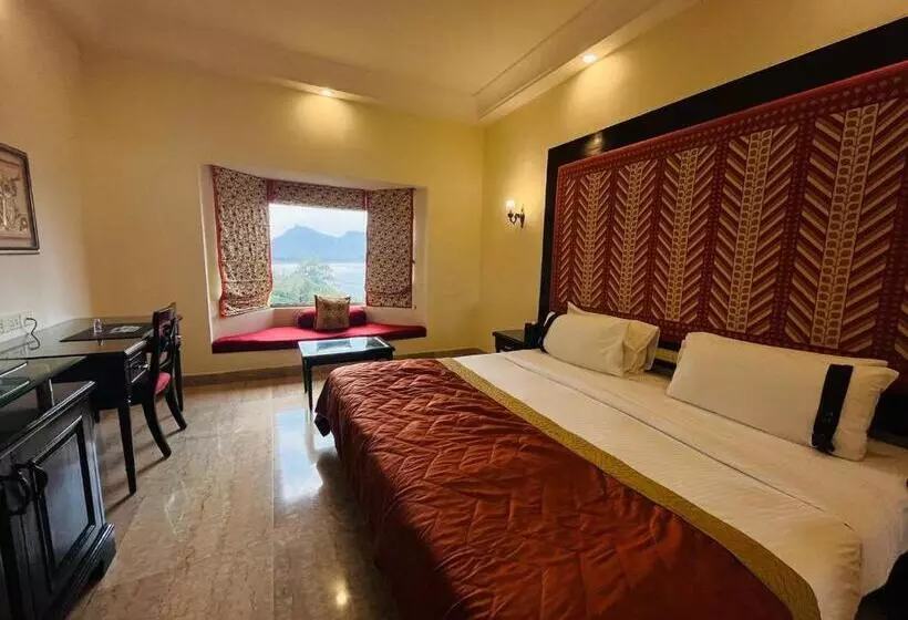 Fotos del hotel The Lalit Laxmi Vilas Palace:  21