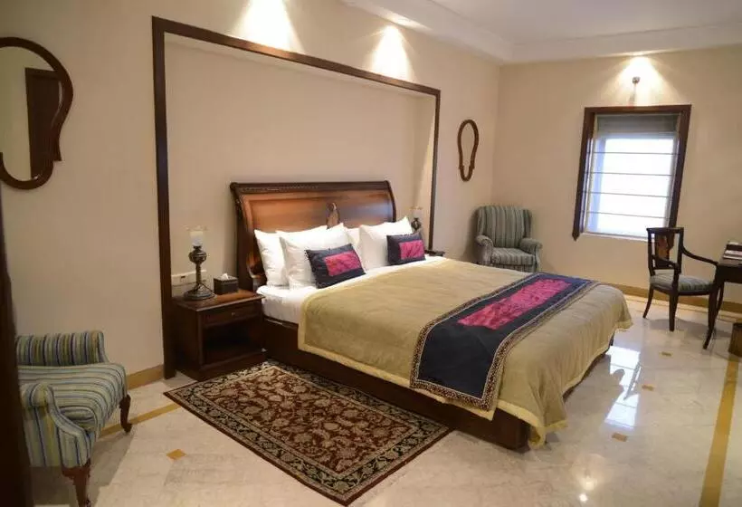 Fotos del hotel The Lalit Laxmi Vilas Palace:  7