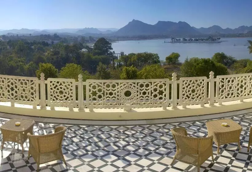 Fotos del hotel The Lalit Laxmi Vilas Palace:  8